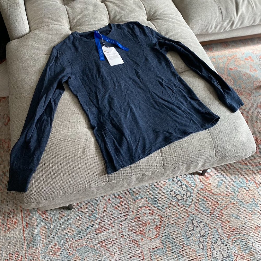 Kit And Ace, Social brushed Crewneck Long Sleeve Tee (M)